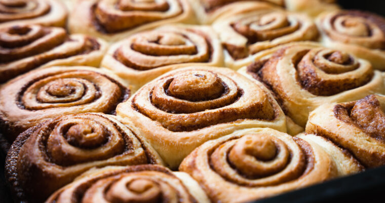 Fluffy Eggless Cinnamon Rolls: Perfectly Soft and Sweet